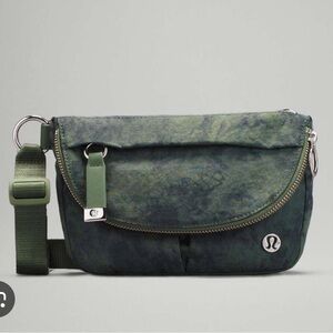 Lululemon Festival Bag